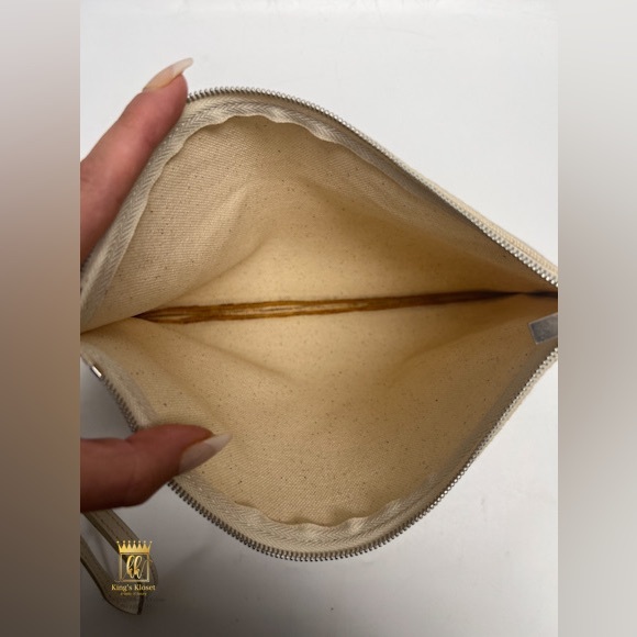 Celine wristlet - Picture 10 of 10